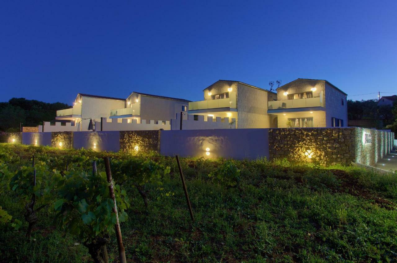 Pax Houses Vrh  Luaran gambar