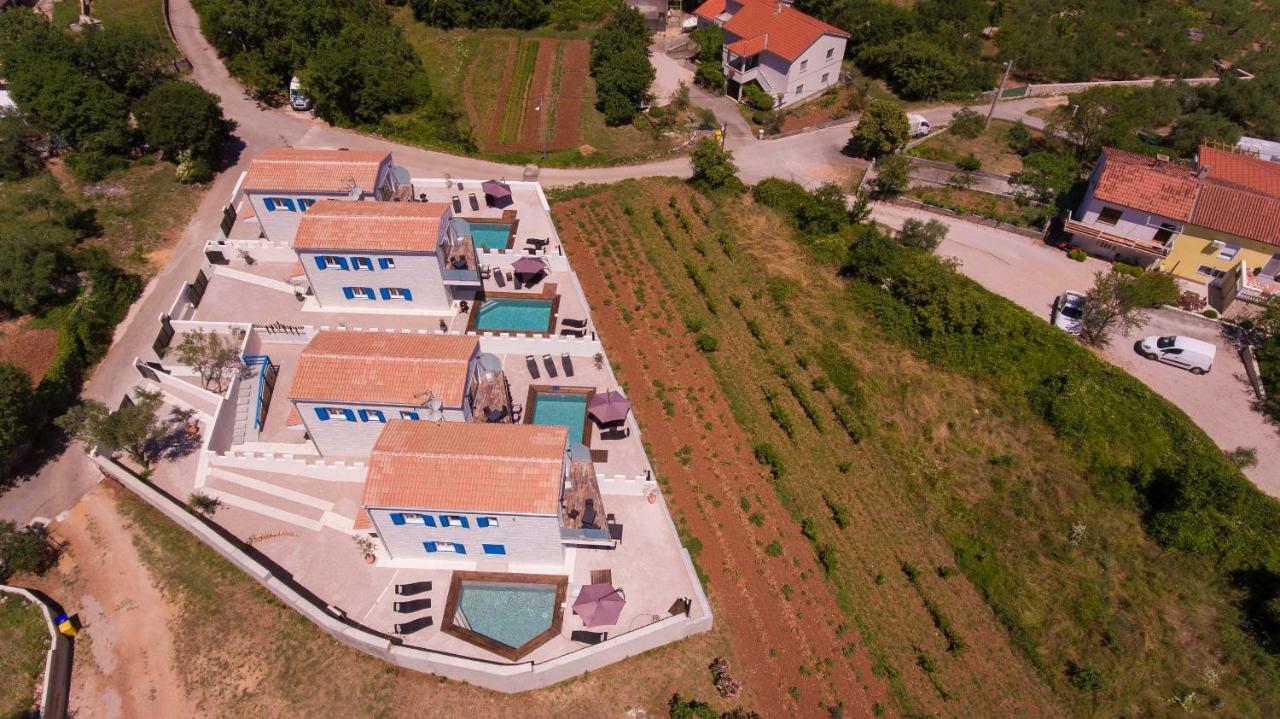 Pax Houses Vrh  Luaran gambar